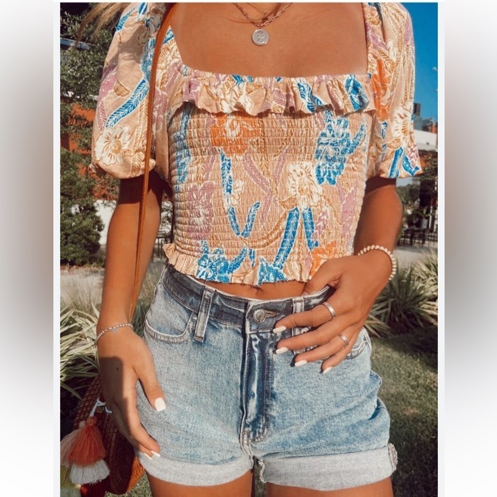 Urban Outfitters Sara Smocked Top Size Small
